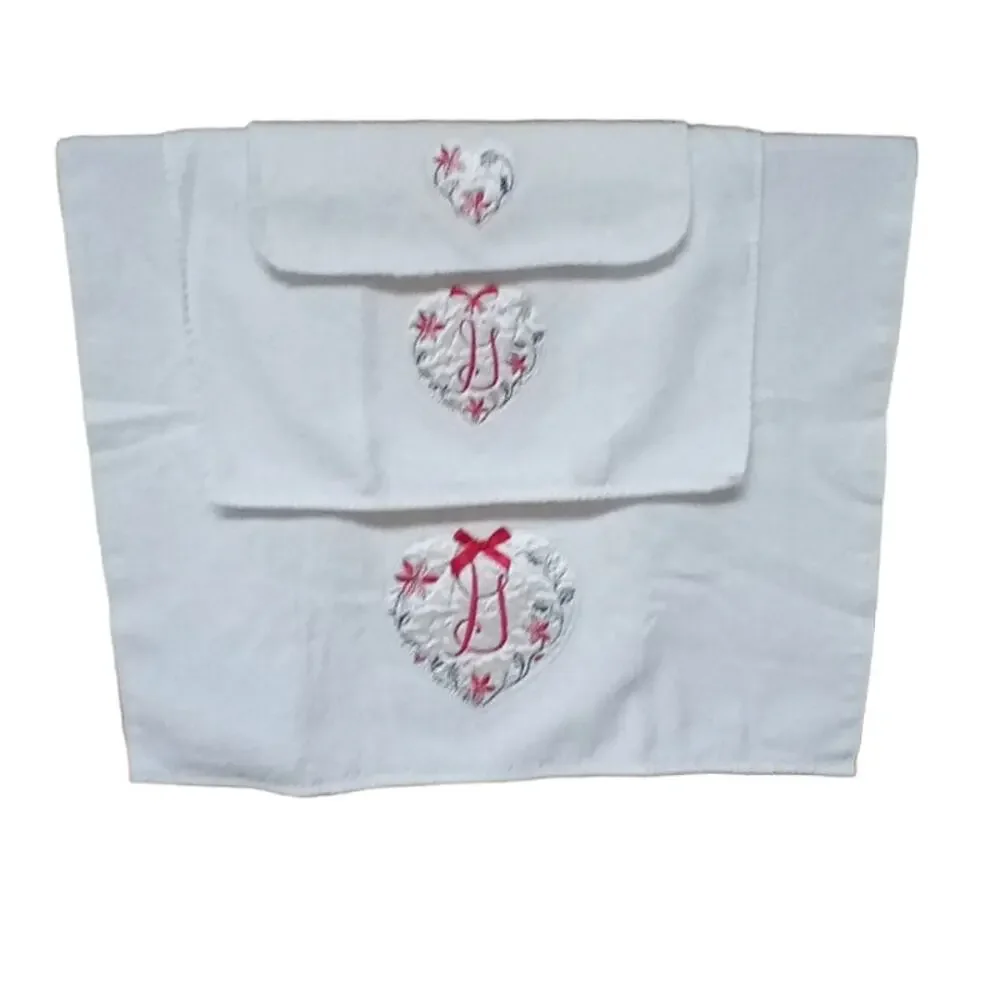 🎄Vintage Christmas Towel Set Monogram G Heart 💖 Holiday Bath Distressed